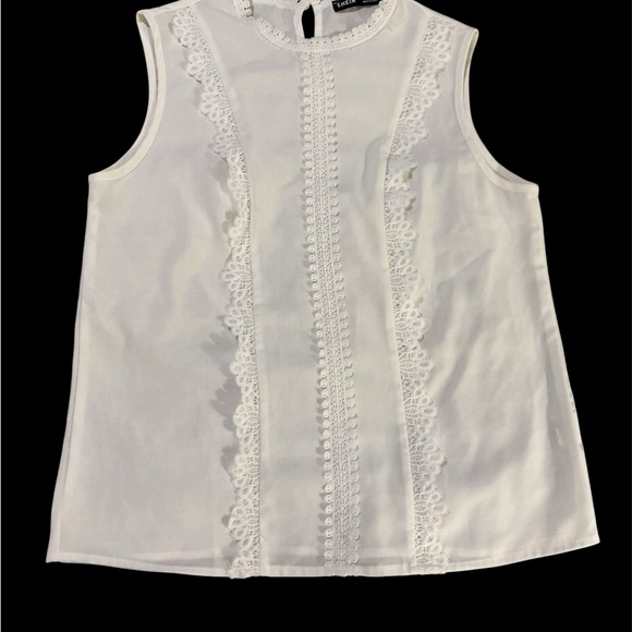 SHEIN Tops - White Shein Sleeveless Mock Neck Lace Trim Keyhole Back Blouse Top Shirt Size S